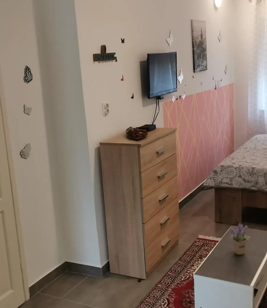 Apartmani Matija 오파티아 0*,